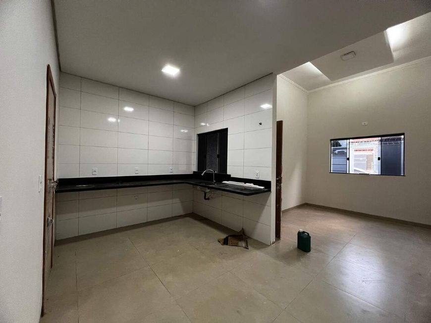 Casa Térrea à venda, 2 quartos, 1 suíte, 2 vagas, Jardim Samambaia - Campo Grande/MS