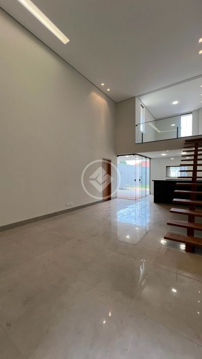 Casa a venda com 3 Dormitórios codigo: 95836