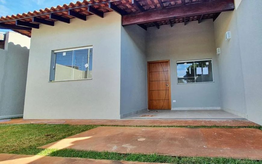 Campo Grande - Casa Padrão - Lagoa Dourada