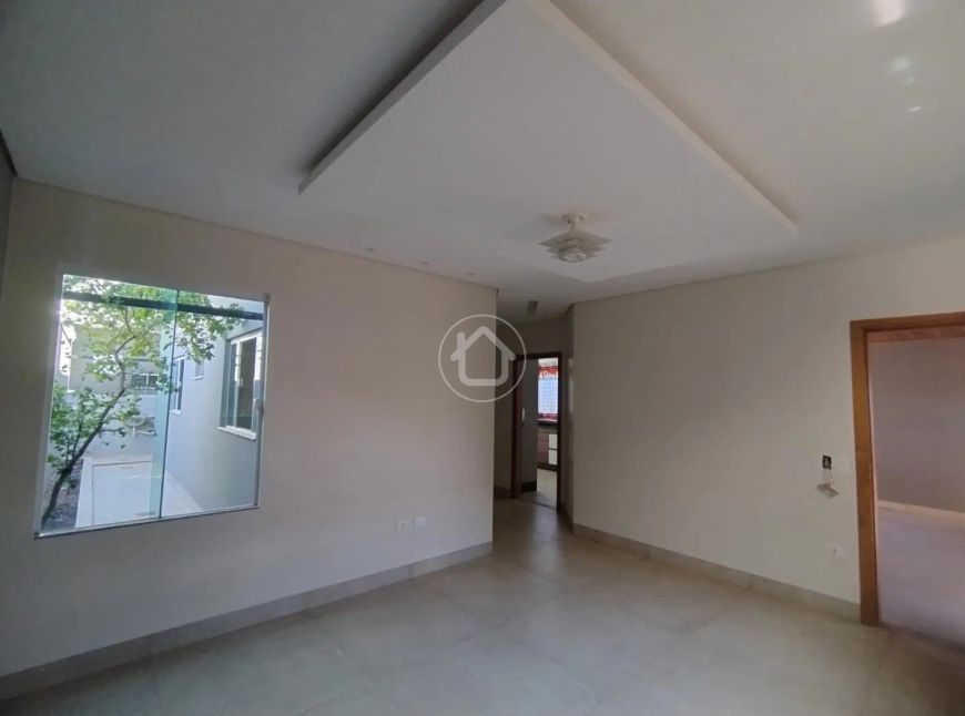 IMÓVEL COM 3 QUARTOS SENDO 1 SUITE
