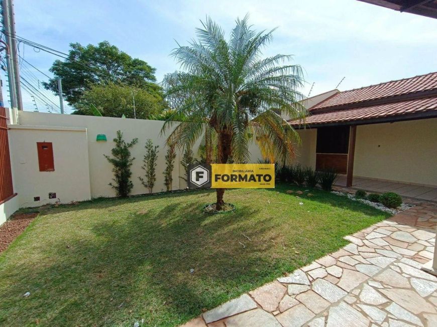 Casa com 2 dormitórios à venda, 202 m² por R$ 750.000,00 - Jardim São Lourenço - Campo Grande/MS