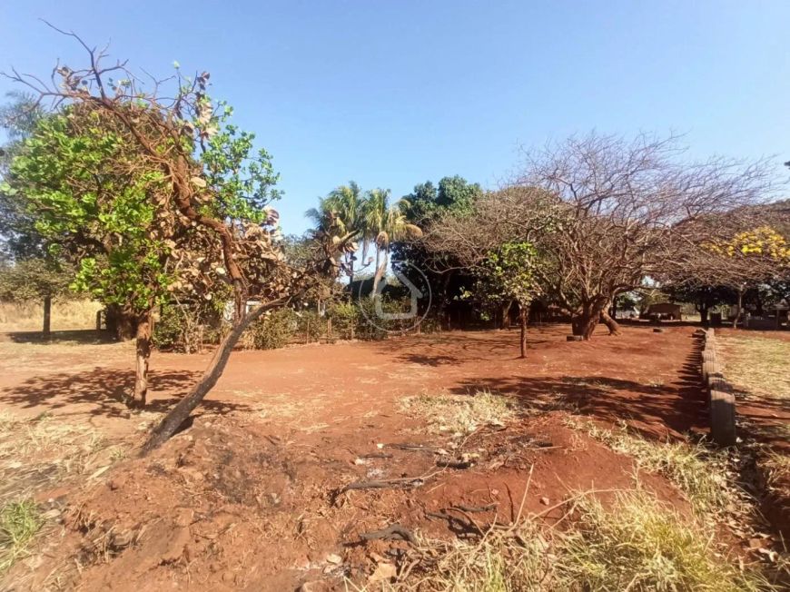 TERRENO PRONTO PARA CONSTRUIR