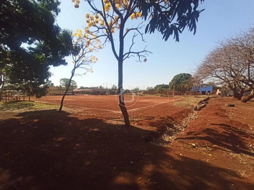 TERRENO PRONTO PARA CONSTRUIR
