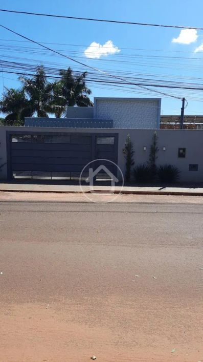 CASA COM 3 DORM NO TIJUCA