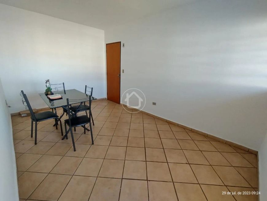 APARTAMENTO 03 DORMITÓRIOS SENDO 01 SUÍTE