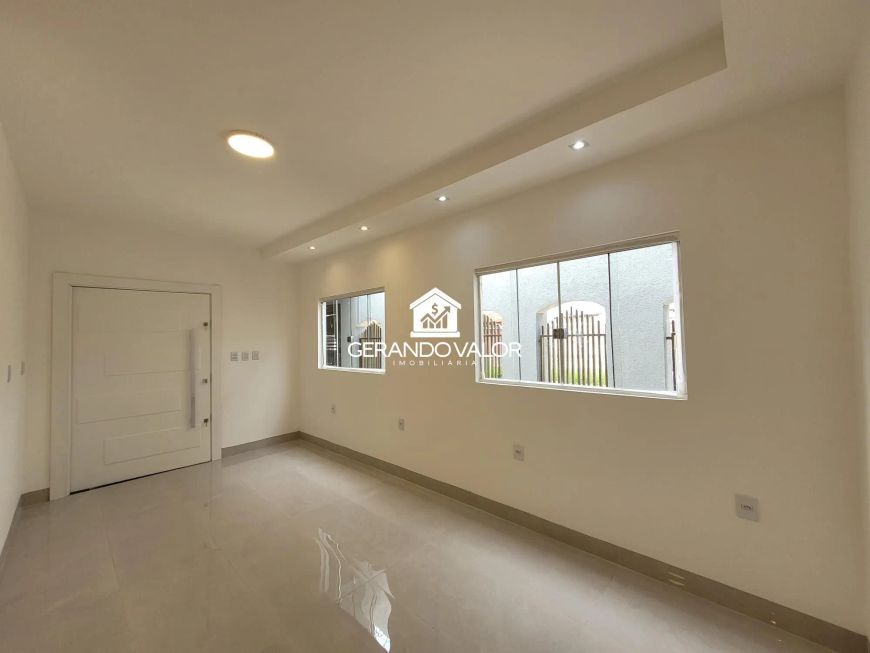 Linda Casa em Localização Privilegiada