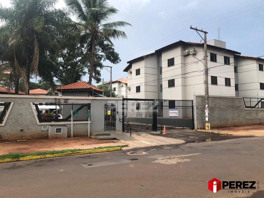 Apartamento no Condomínio Parque dos Coqueiros