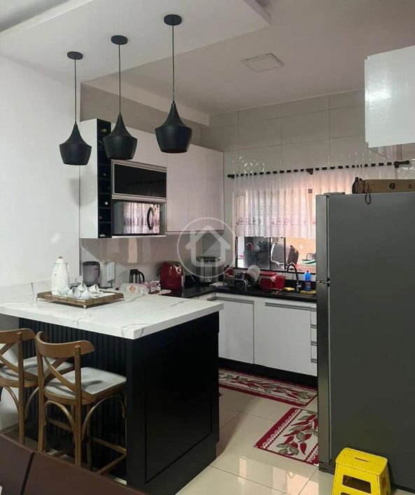 CASA 3 QUARTOS E VARANDA GOURMET