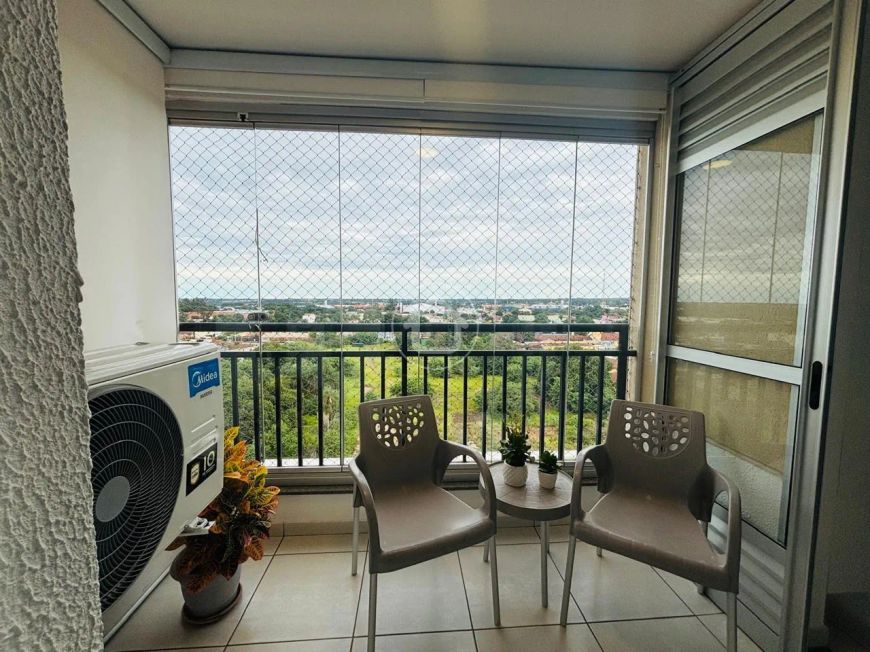 APARTAMENTO 3 QUARTOS SENDO UMA SUÍTE