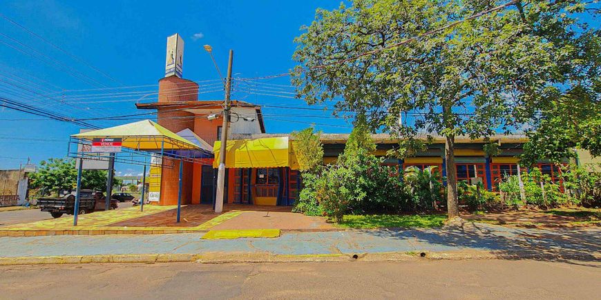 Prédio inteiro antigo Clube da Amizade