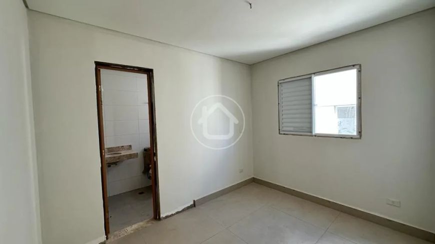 APARTAMENTOS COM SACADA E CHURRASQUEIRA