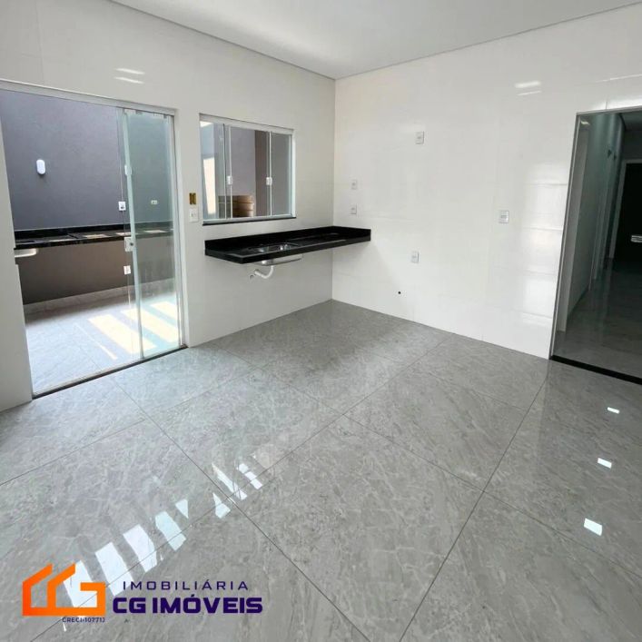 Casa a venda com 3 quartos sendo 1 suíte na vila santa luzia em Campo Grande MS