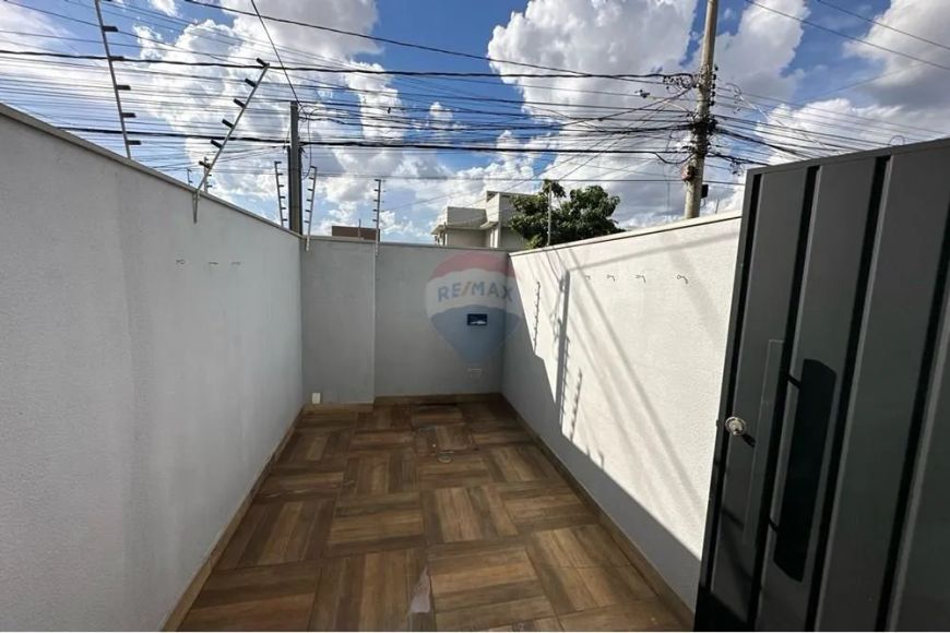CASA TÉRREA PROXIMO A RADIO CLUBE