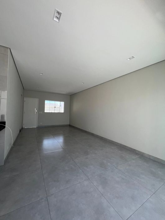 Linda casa com piscina no Monte Castelo