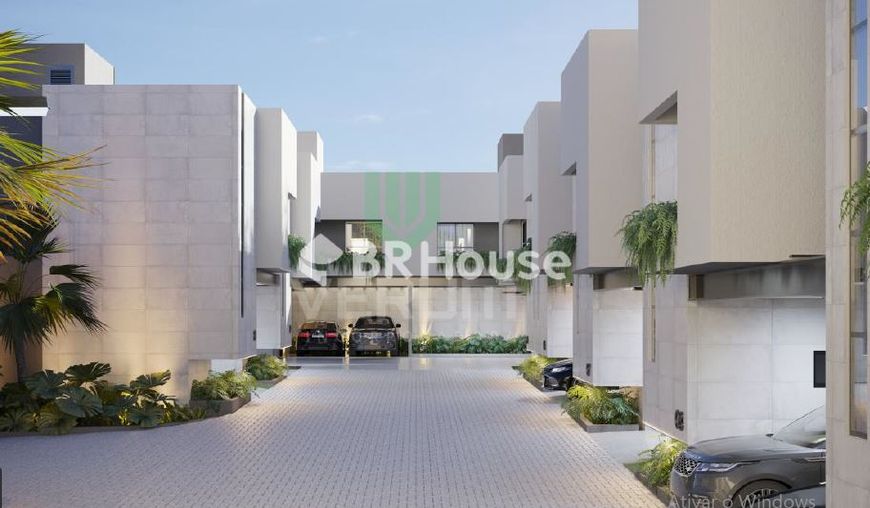 Sobrado para venda com 3 suítes em Parque Residencial Rita Vieira com 152.22m²