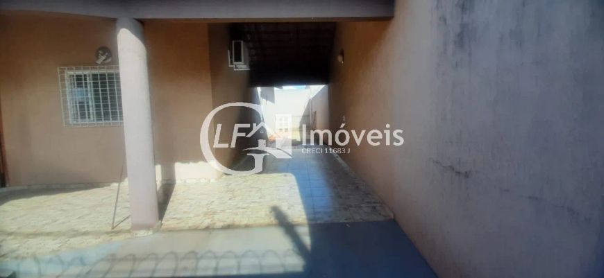 Imperdível oportunidade: Casa à venda em Campo Grande-MS, bairro Oliveira 3, 3 quartos, 1 suíte, 1 s