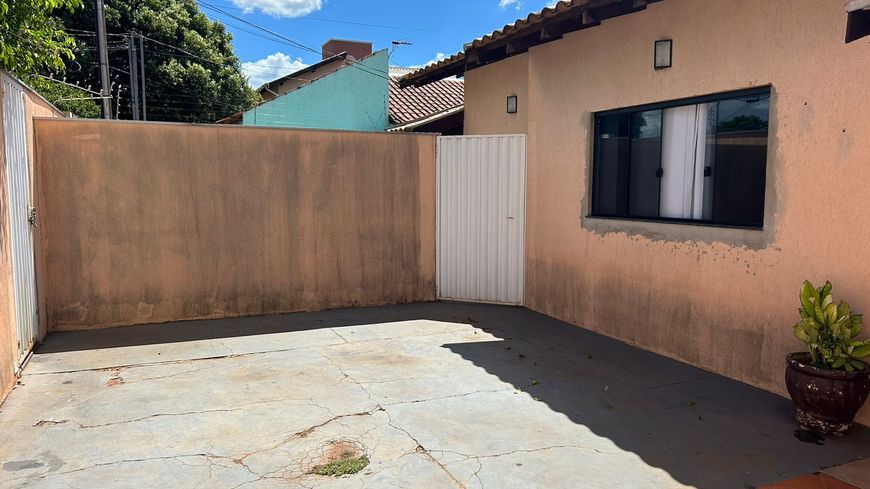 Casa com piscina no Bonjardim