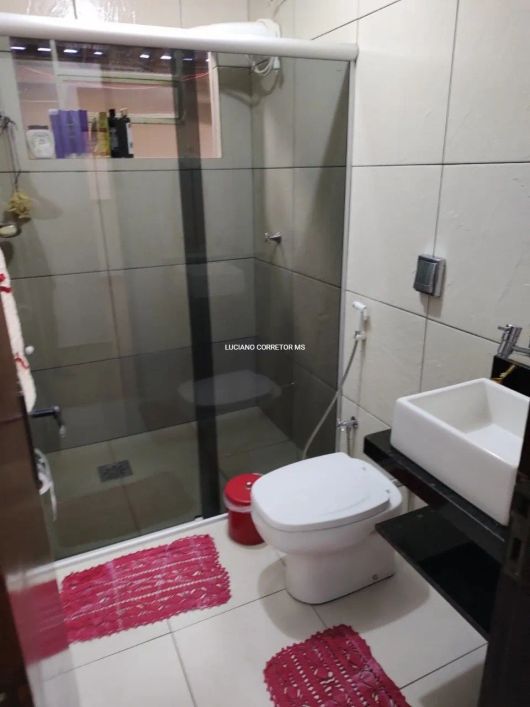 Excelente localização, terreno amplo e piscina!