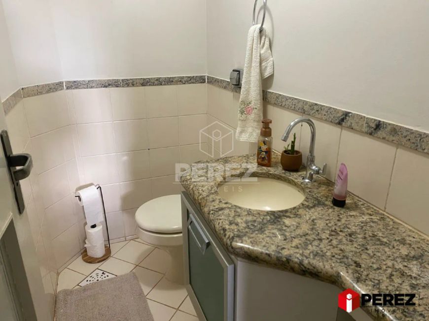 Sobrado no Condomínio Residencial Colonial Orsi