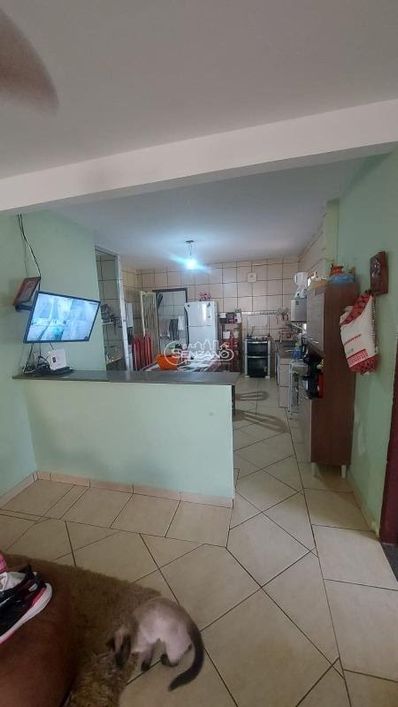 Casa no Jd. São Conrado, c/ 4dormitorios s/ 2 suites e piscina.