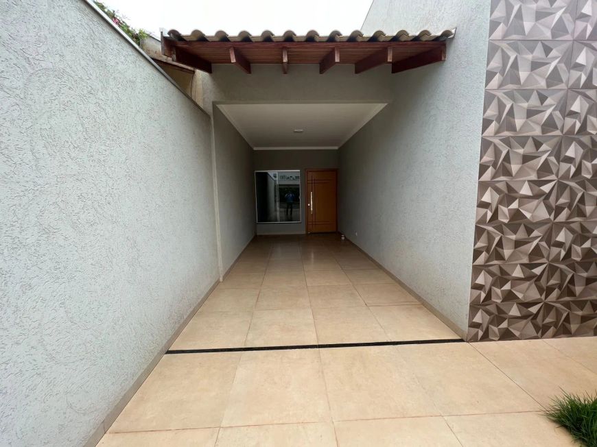 Casa com suíte no Rita Vieira