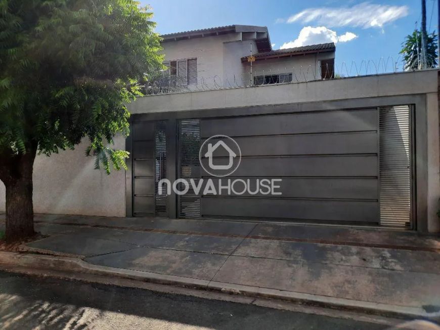 LINDO SOBRADO NO BAIRRO SÃO FRANCISCO