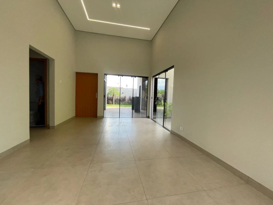 Imóvel para venda possui 123 metros quadrados com 3 quartos em Morada dos Deuses - Campo Grande - MS