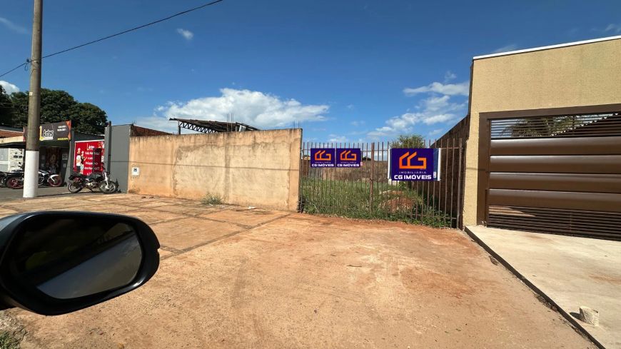 Terreno comercial - Proximo ao supermercado Legal