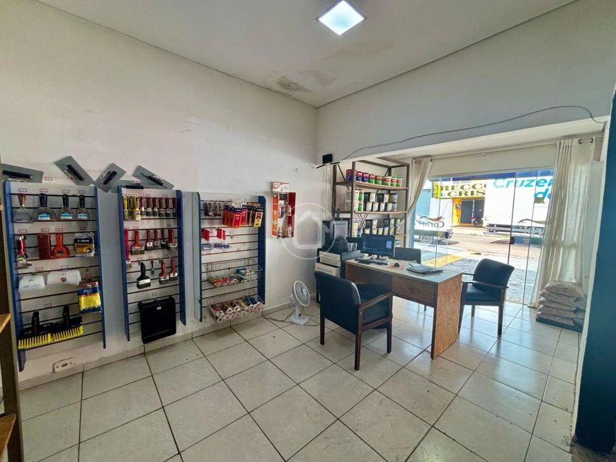 PRÉDIO COMERCIAL NO AERO RANCHO