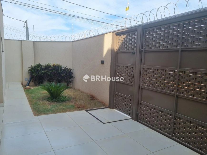 Parque Residencial Rita Vieira | Casa 3 quartos, sendo 1 suite