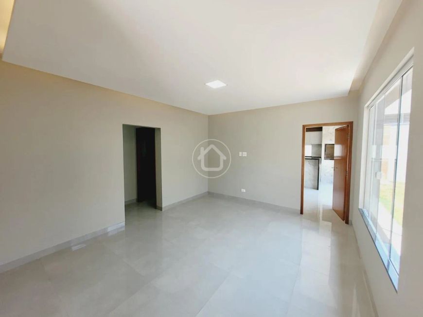 CASA COM 03 QUARTOS - PARQUE NOVOS ESTADOS