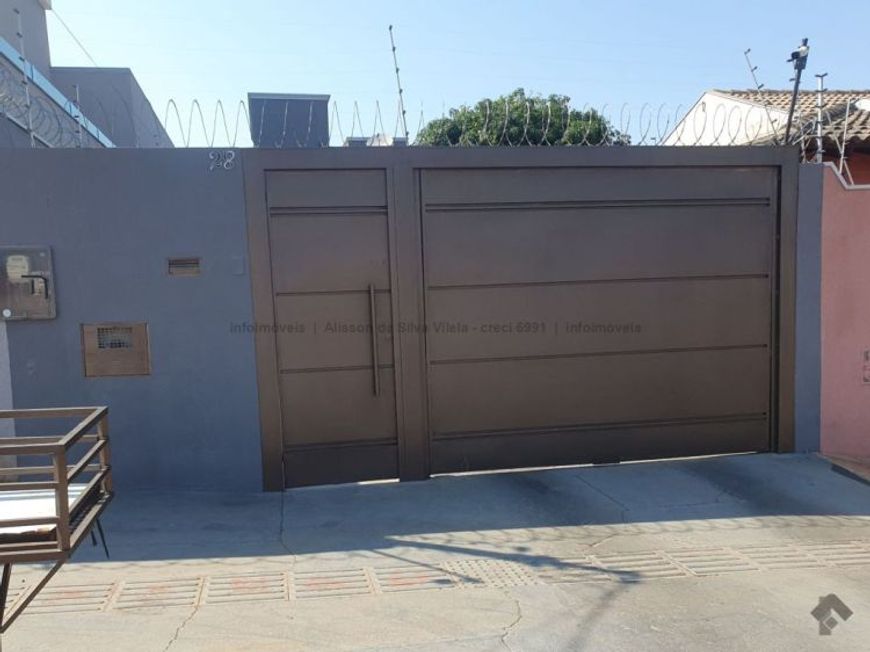 CASA AMPLA RICA EM ARMÁRIOS PLANEJADOS NO BAIRRO JARDIM PRESIDENTE