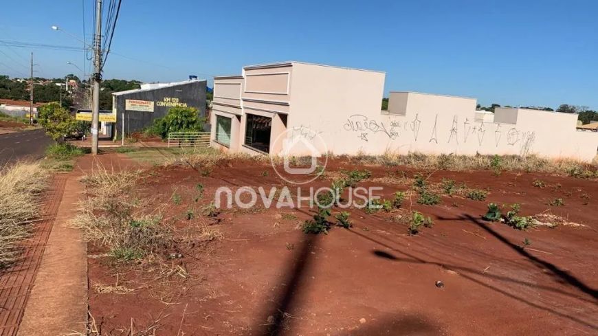 PLANO E ATERRADO