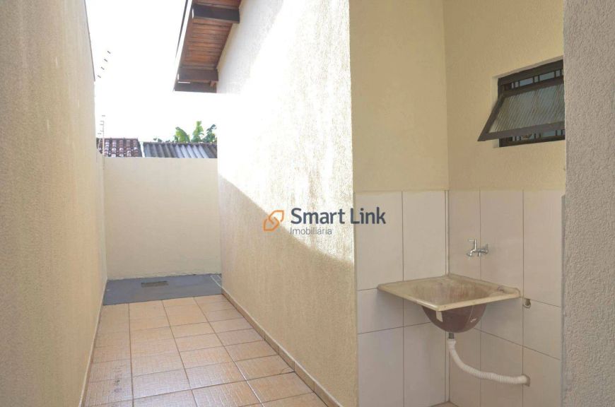 Casa com 3 dormitórios à venda, 61 m² por R$ 360.000,00 - Jardim Jóquei Club - Campo Grande/MS