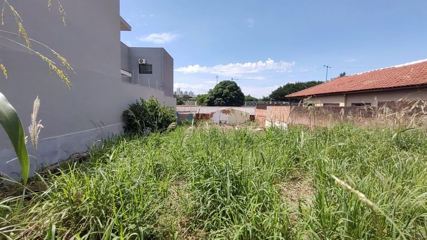Terreno bem localizado no bairro São Francisco