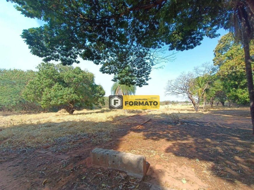Área à venda, 52094 m² por R$ 30.000.000 - Tiradentes - Campo Grande/MS