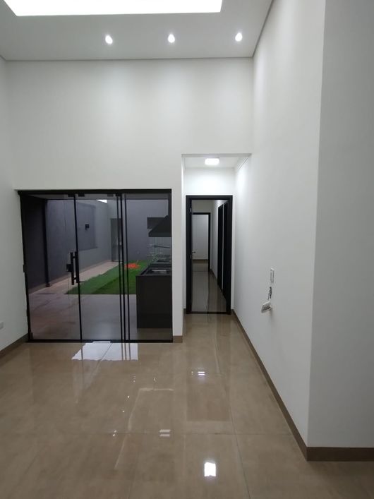 Térrea para venda tem 120 metros quadrados com 3 suítes - Bairro São Francisco - Campo Grande - MS