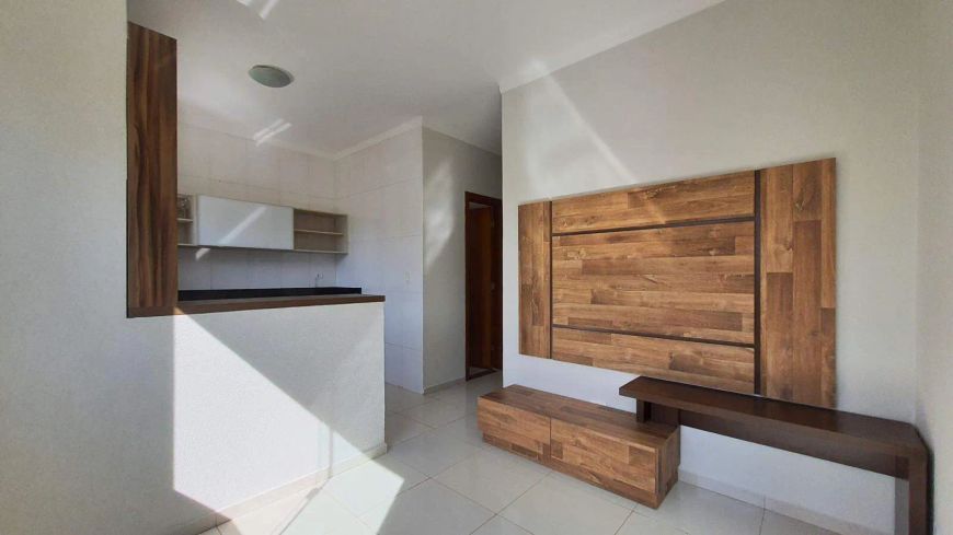 CASA TÉRREA à venda, 1 quarto, 1 suíte, 2 vagas, PARQUE RESIDENCIAL RITA VIEIRA - CAMPO GRANDE/MS