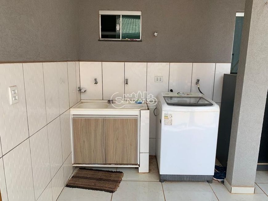 Sobrado no Parque Residencial dos Girassóis - Campo Grande