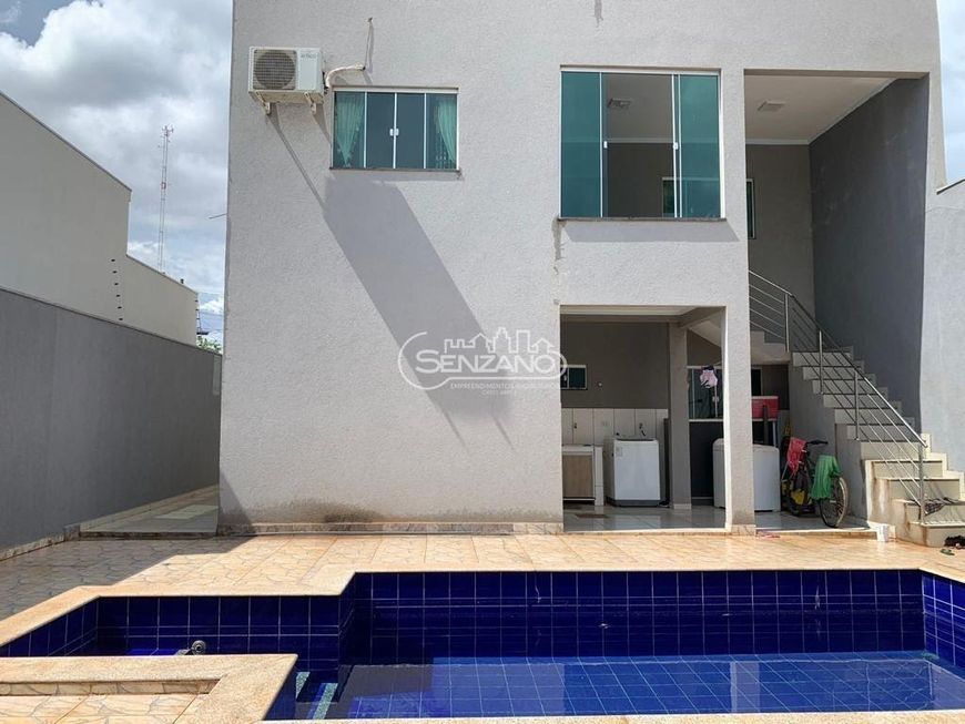 Sobrado no Parque Residencial dos Girassóis - Campo Grande