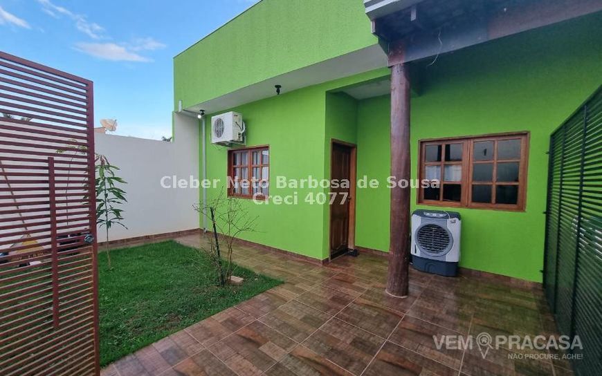 EXCELENTE IMÓVEL COM 3 QUARTOS, PISCINA E ÁREA GOURMET!