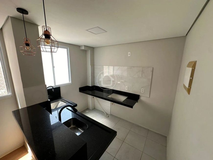 APARTAMENTO NOVO NO CASTELO DE PIETRO