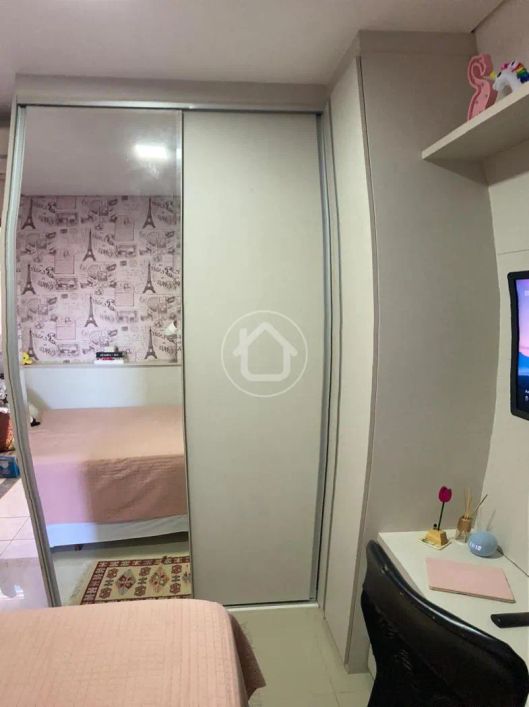 CASA EM CONDOMINIO NO MONTE CASTELO