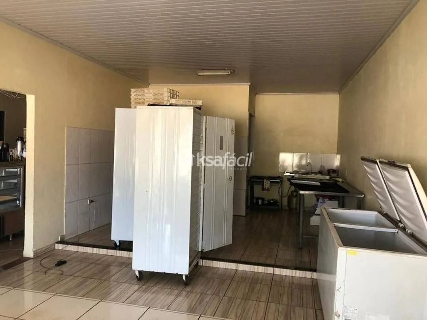 Casa Comercial à Venda, Jardim São Conrado, Campo Grande - .