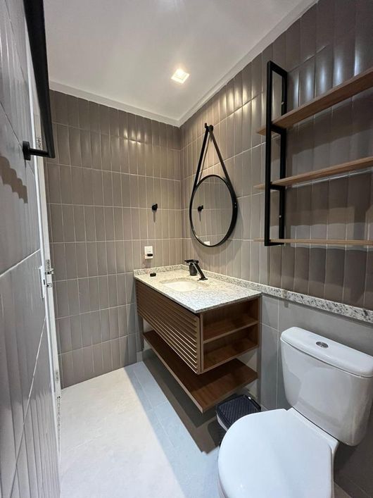 BELISSIMO APARTAMENTO MOBILIADO COM CLOSET NO TIRADENTES