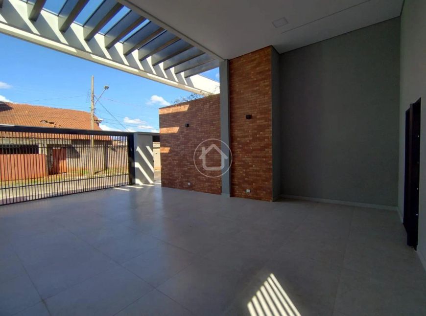 CASA TERREA RECEM CONSTRUIDA COM 3 SUITES