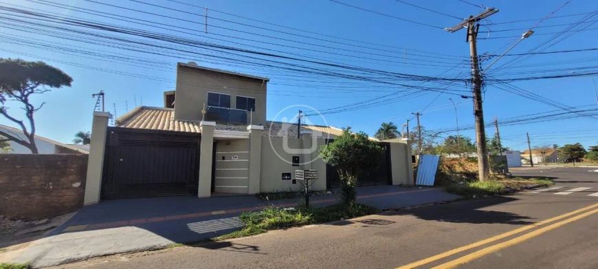 SOBRADO AO LADO DA AVENIDA HIROSHIMA