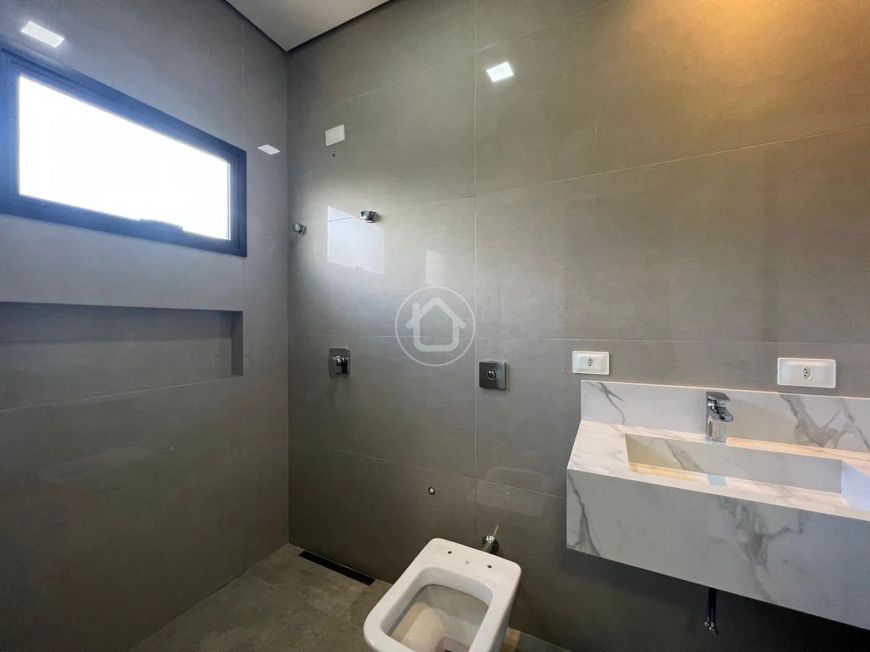 CASA COM 03 SUÍTES NA VILA MORUMBI