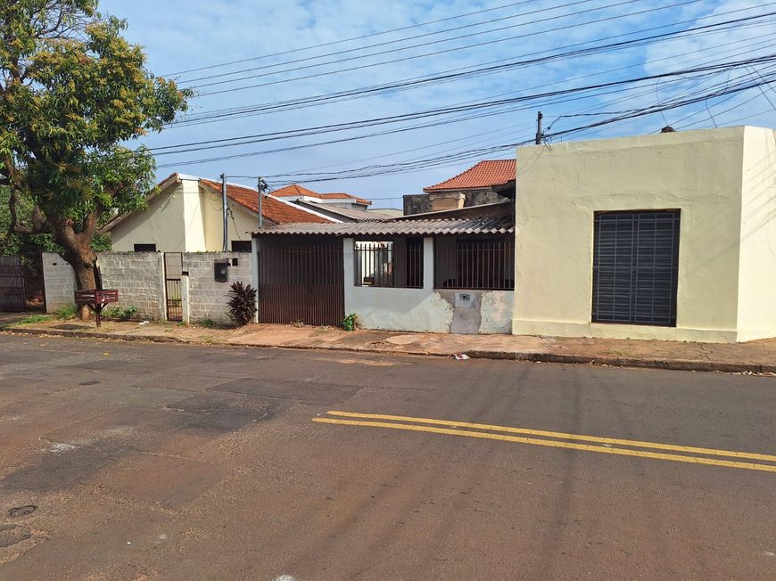 Imóvel para venda possui 432 metros quadrados em Vila Palmira - Campo Grande - MS
