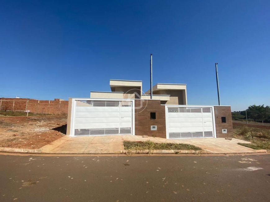 CASA TÉRREA 3 DORMITÓRIOS